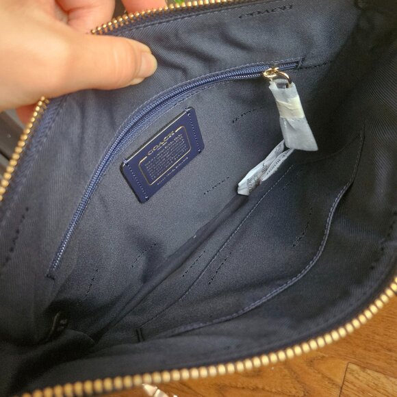 NEW Coach Navy Crossbody Leather Bag - Picture 5 of 9